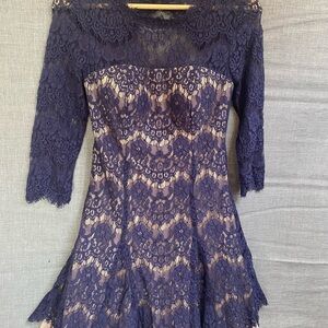 Betsy & Adam Navy Lace 3/4 Sleeve Dress